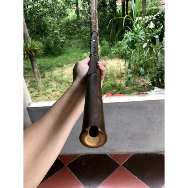 Smoked Bamboo Roots Vertical Flute C4 with Eight Holes, Vietnamese Name: Tieu Bat Khong
