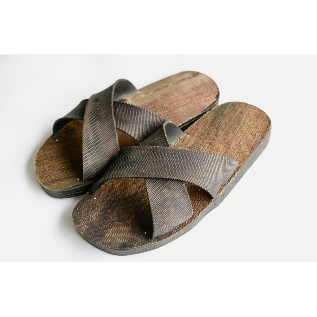 Ho Chi Minh Rubber Sandals - Handmade in Vietnam - Fabric-Lined Tire Sole - Legendary War-Era Heritage Gift