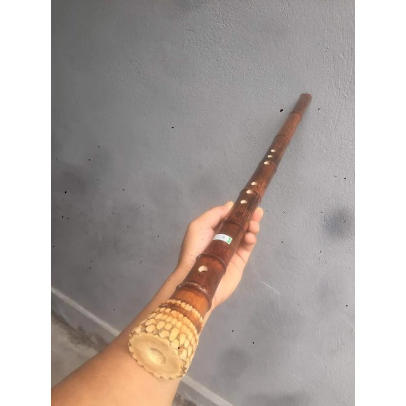 Smoked Bamboo Roots Vertical Flute C4 with Eight Holes, Vietnamese Name: Tieu Bat Khong