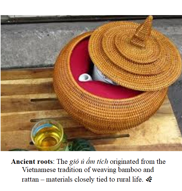 Combo Natural Bamboo Basket Warmer and 1.5L Bat Trang Ceramic Teapot - Traditional Handicraft of Vietnam