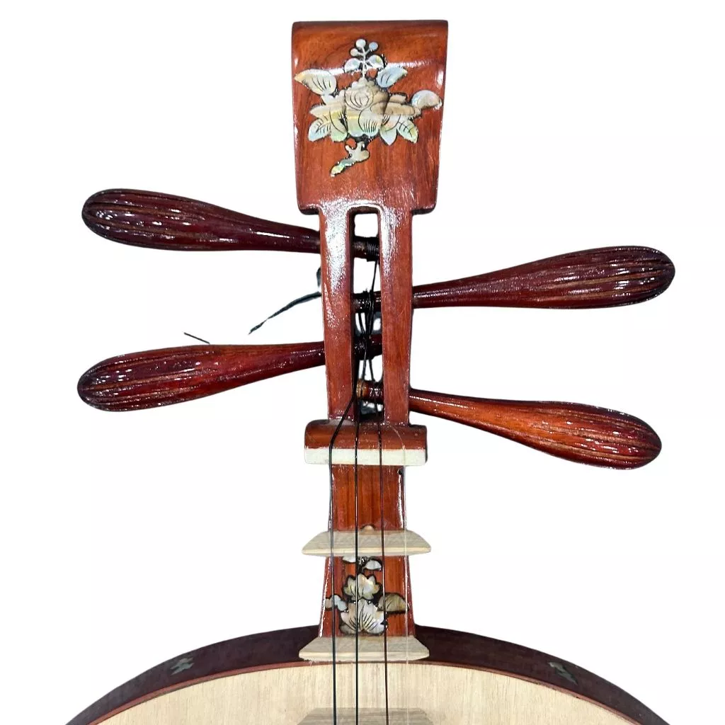 Handmade Dan Tu (Vietnamese Four-String Lute) – A Timeless Voice from the Heart of Vietnam