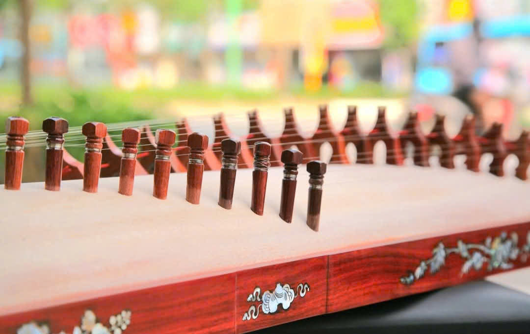 Dan Tranh (Vietnamese Zither) – The Soul of Vietnamese Folk Music