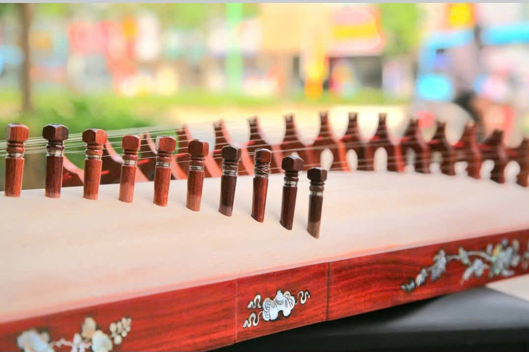 Dan Tranh (Vietnamese Zither) – The Soul of Vietnamese Folk Music