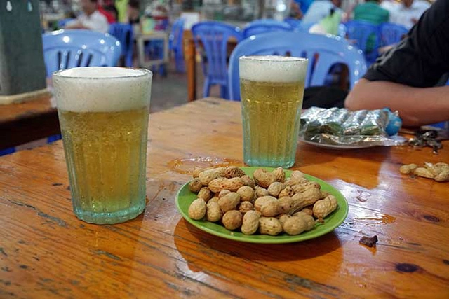 Set 02 pcs Of Glass Beer Mug, Hanoi Draft Beer Mug, Cultural Trait of Hanoian