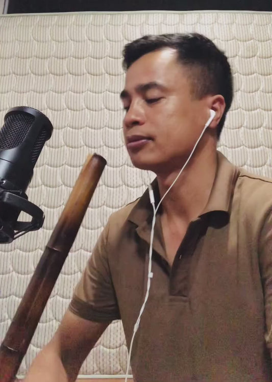 Smoked Bamboo Roots Vertical Flute C4 with Eight Holes, Vietnamese Name: Tieu Bat Khong