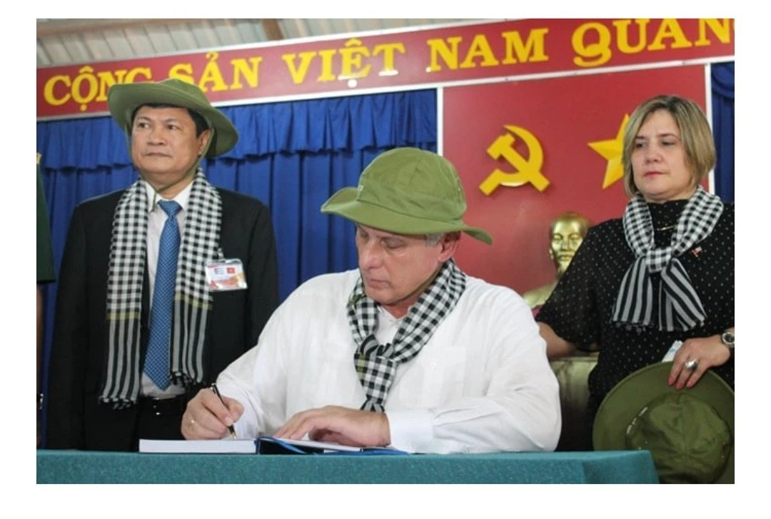 The Breath of Iron, Stone, and Blood: The Legend of the Southern Vietnamese Khan Ran Scarf